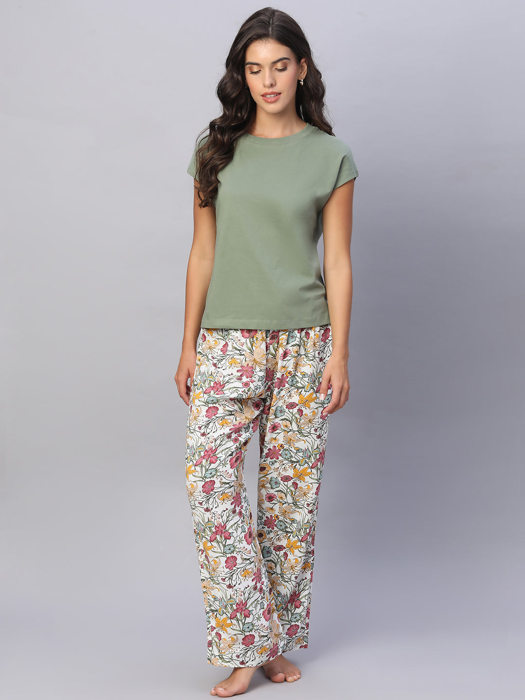 Women's Pink 100% Viscose Regular Fit Pyjama