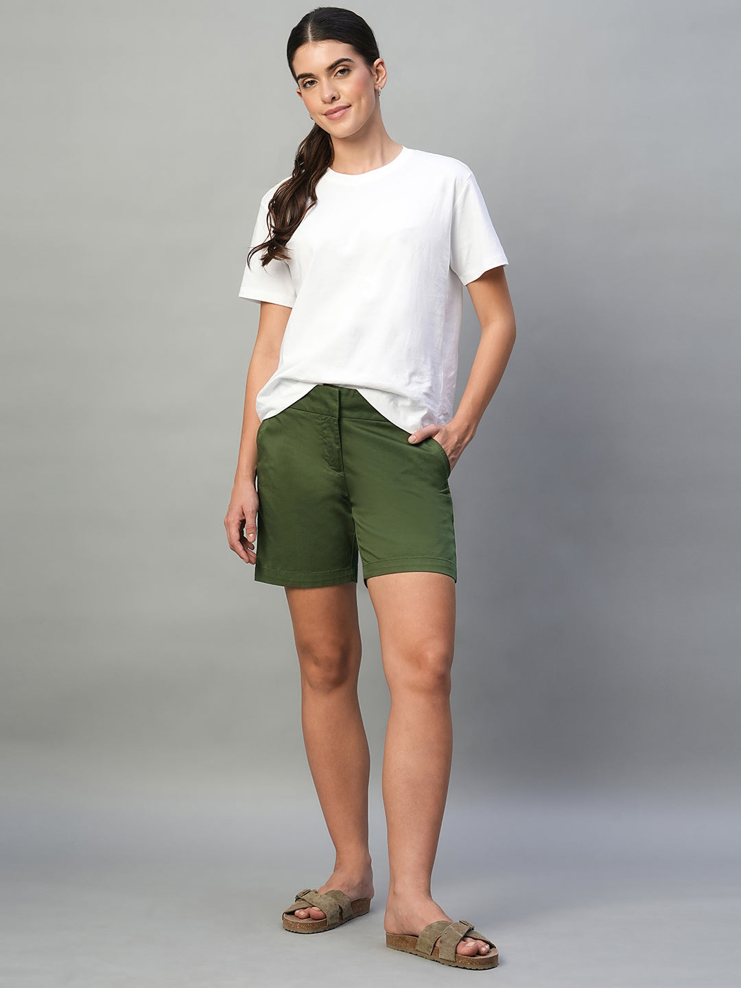 Women's Olive Cotton Lycra Regular Fit Shorts