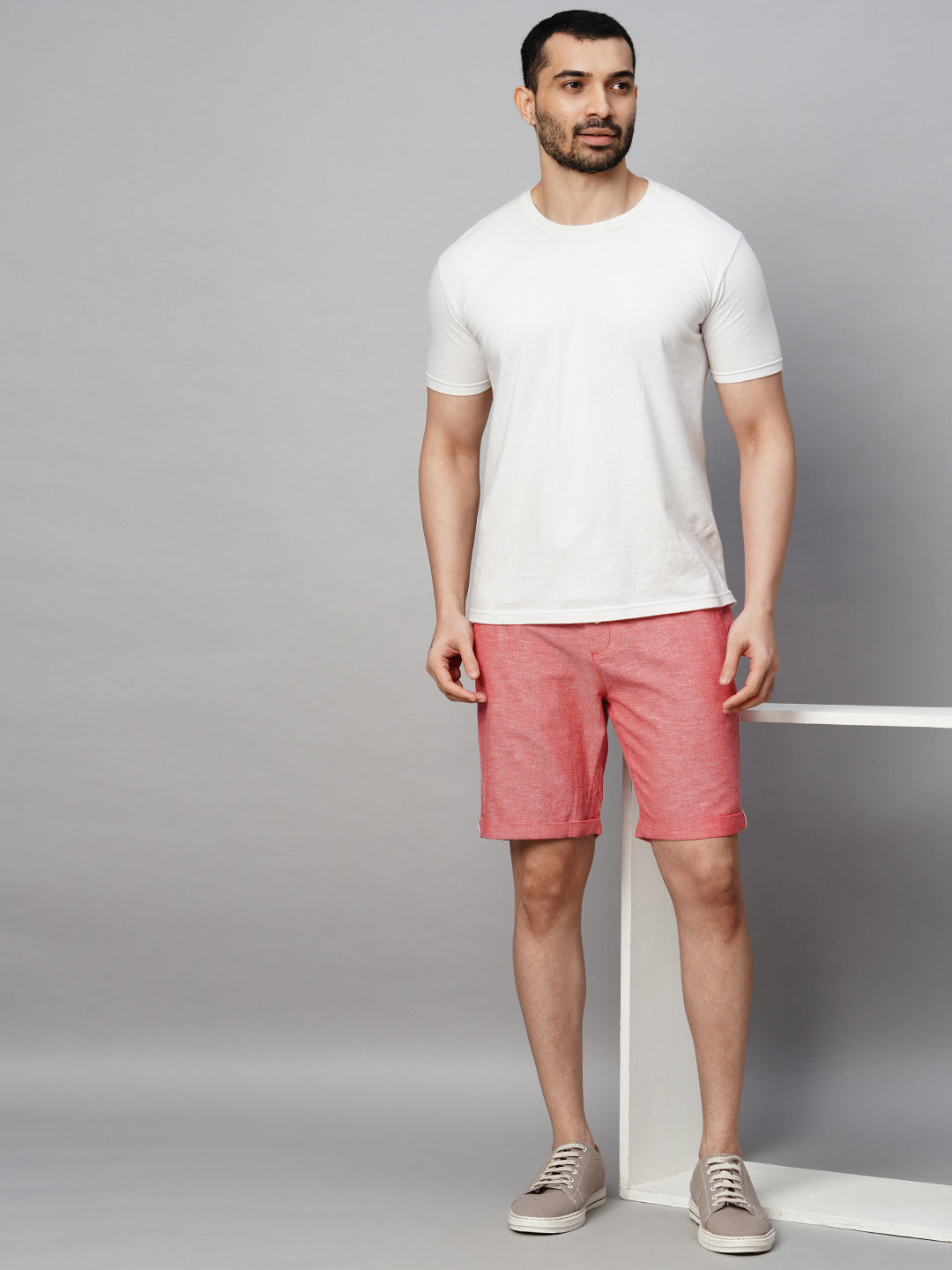 Men's Red Cotton Linen Regular Fit Shorts