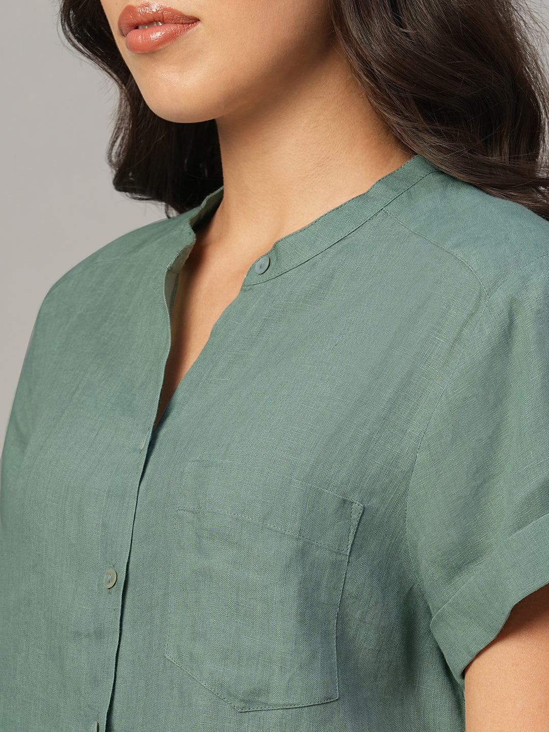 Women's Green 100% Linen Regular Fit Blouse