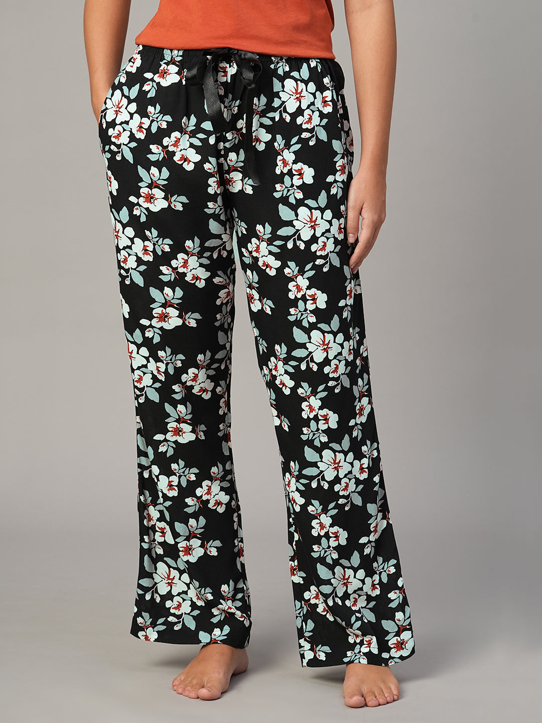 Women's Black 100% Viscose Regular Fit Pyjama