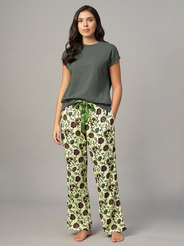 Women's Cream 100% Viscose Regular Fit Pyjama