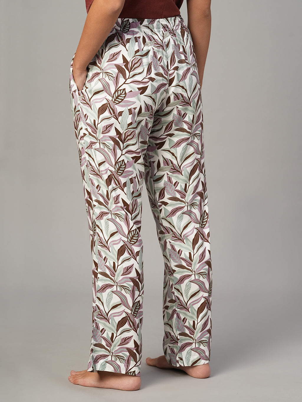 Women's White 100% Viscose Regular Fit Pyjama