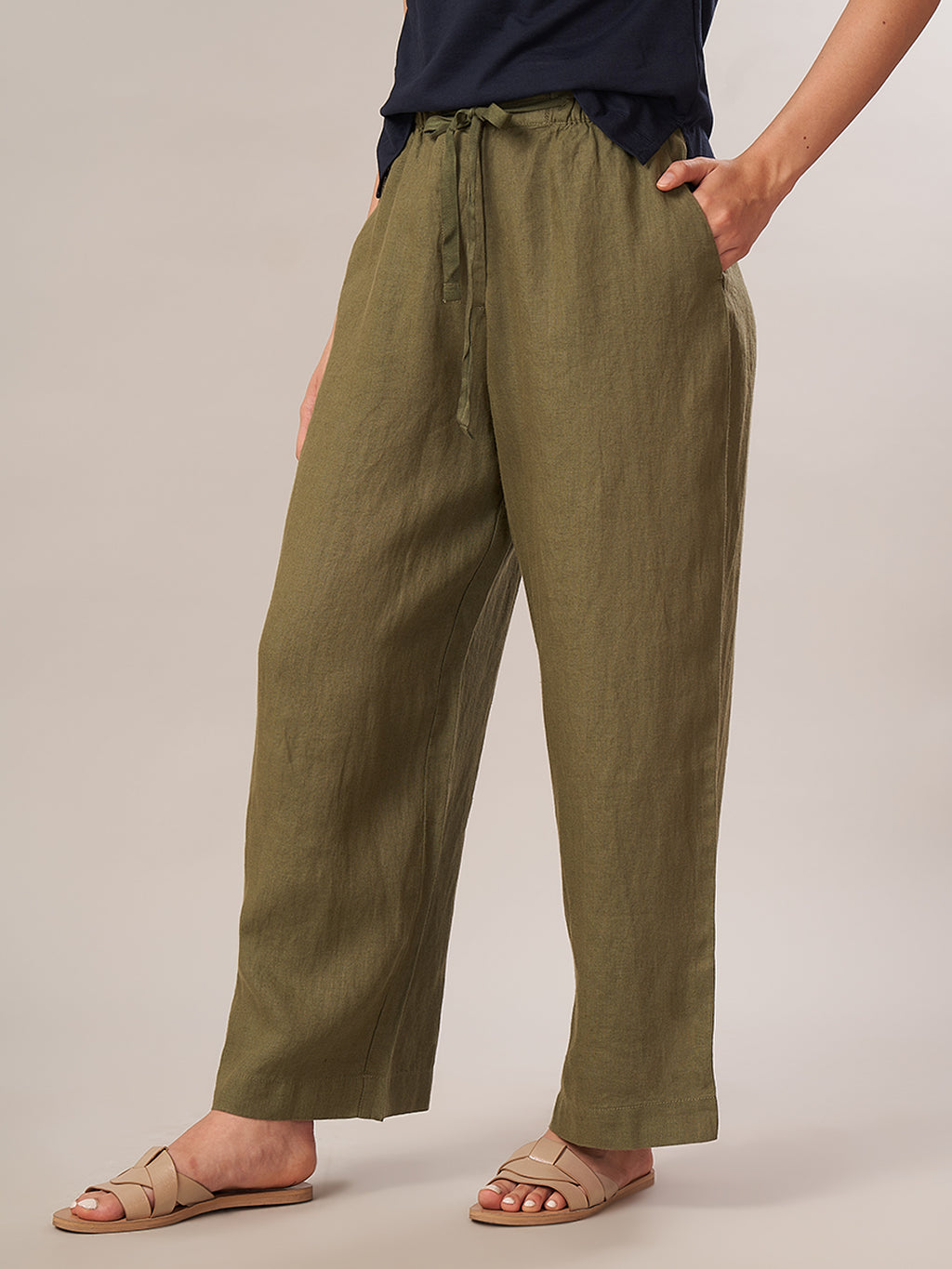 Women's 100% Linen Regular Fit Pant Olive