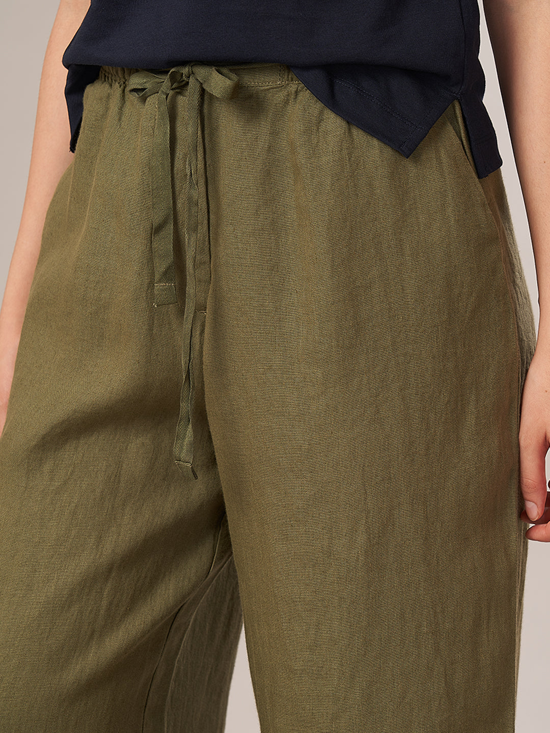 Women's 100% Linen Regular Fit Pant Olive