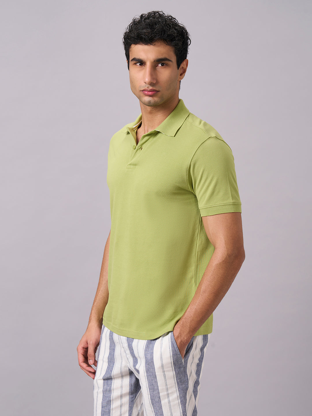 Men's Green 100% Organic Cotton Regular Fit Tshirt