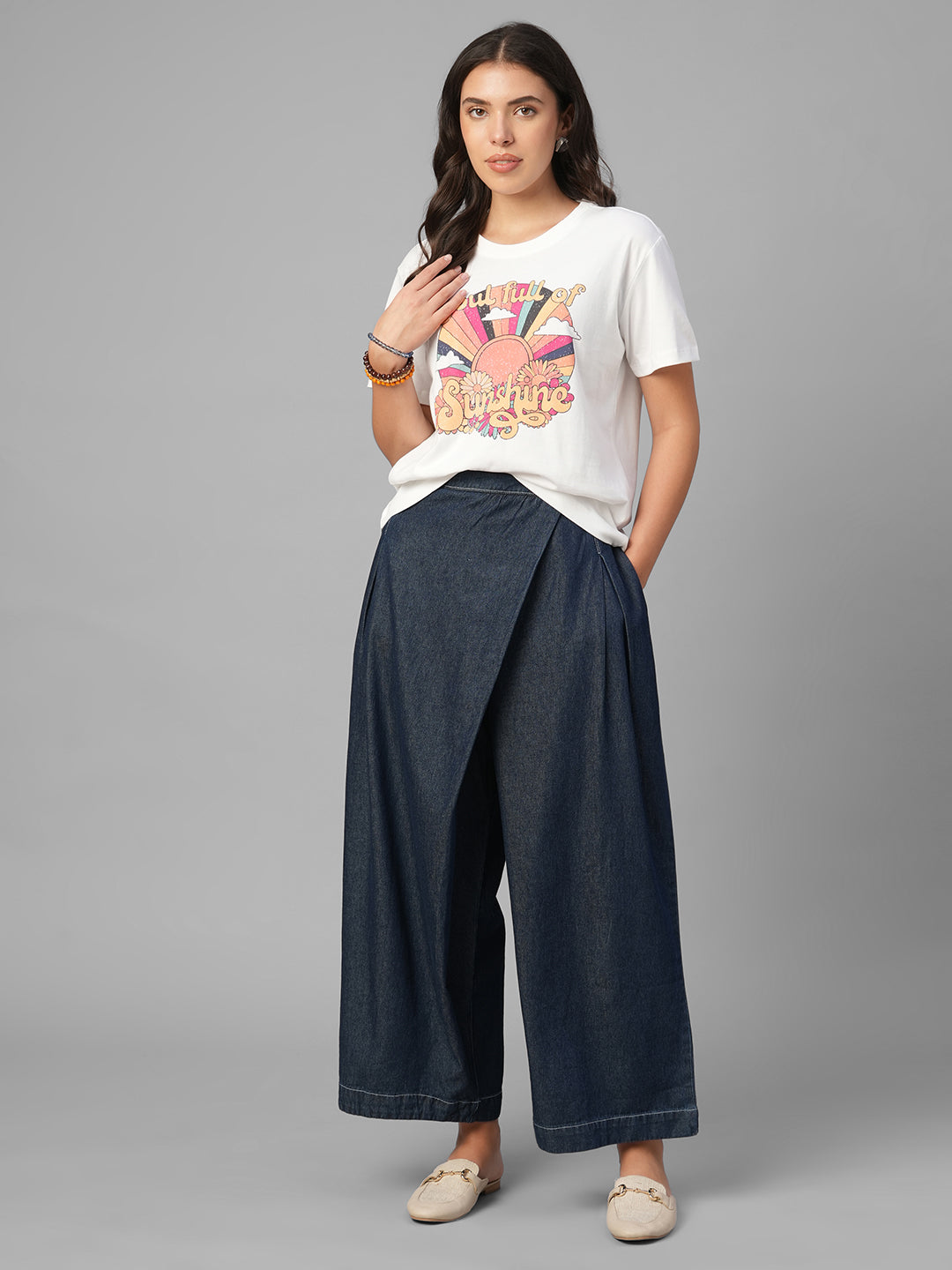 Women's White 100% Organic Cotton Regular Fit Tshirt