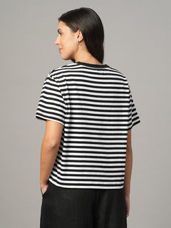 Women's Black 100% Organic Cotton Regular Fit Tshirt