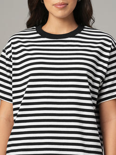 Women's Black 100% Organic Cotton Regular Fit Tshirt