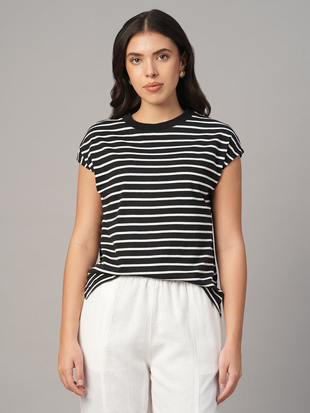 Women's Black 100% Organic Cotton Regular Fit Tshirt