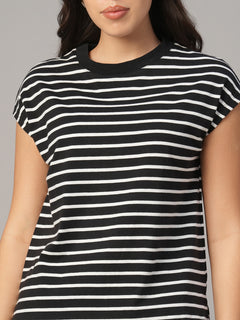 Women's Black 100% Organic Cotton Regular Fit Tshirt