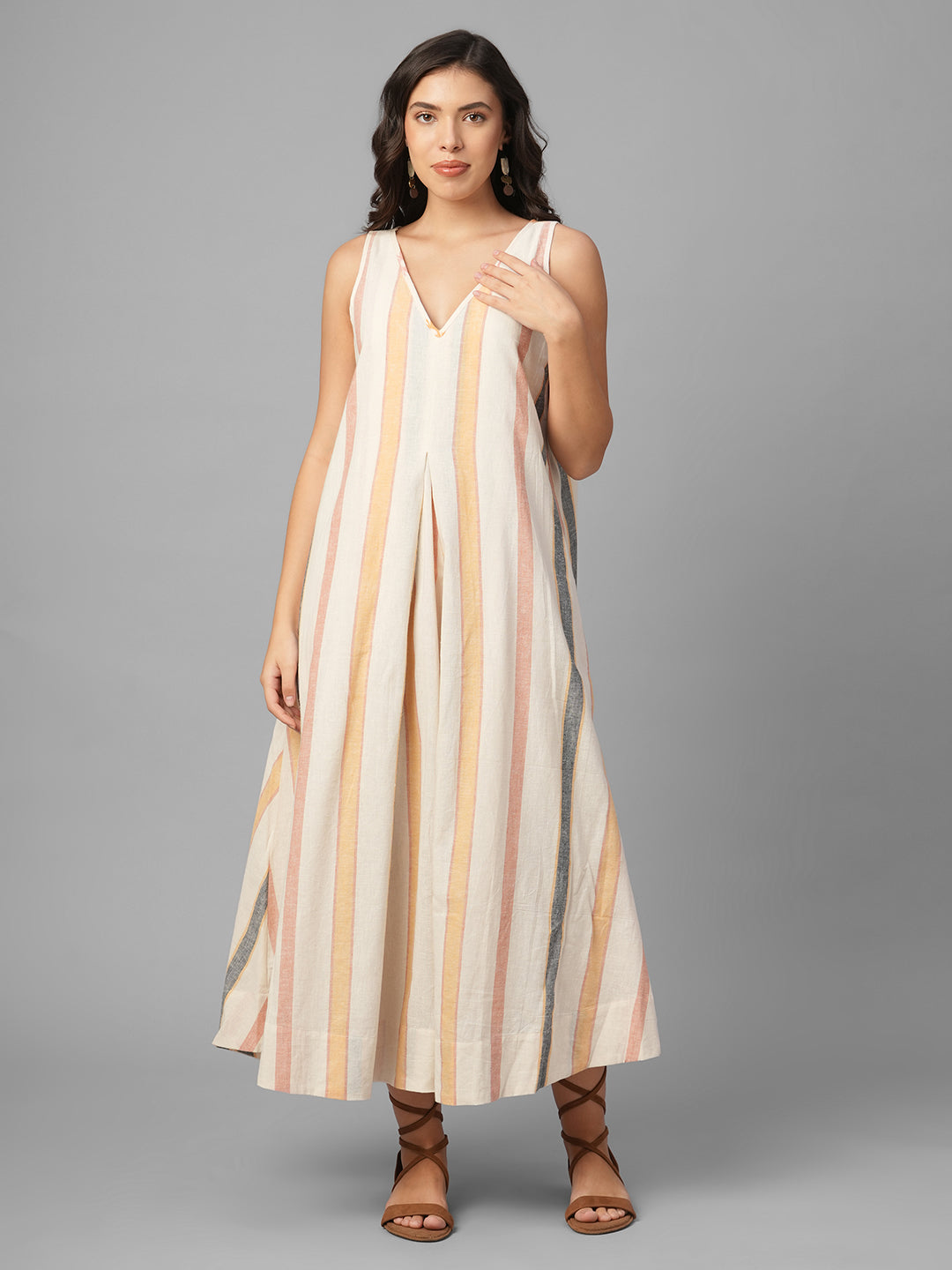 Linen Dresses: Get Linen Dresses for Women Online | Cottonworld Linen Dresses: Get Linen Dresses for Women Online | Cottonworld