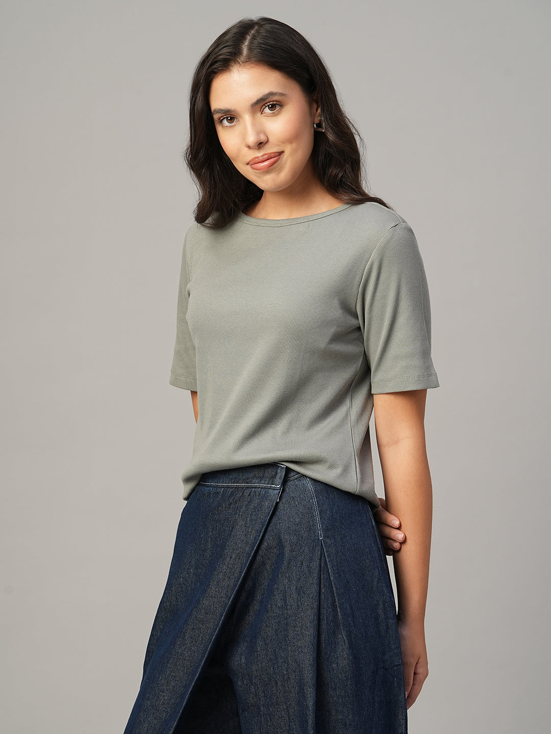 Women's Grey Cotton Elastane Regular Fit Tshirt