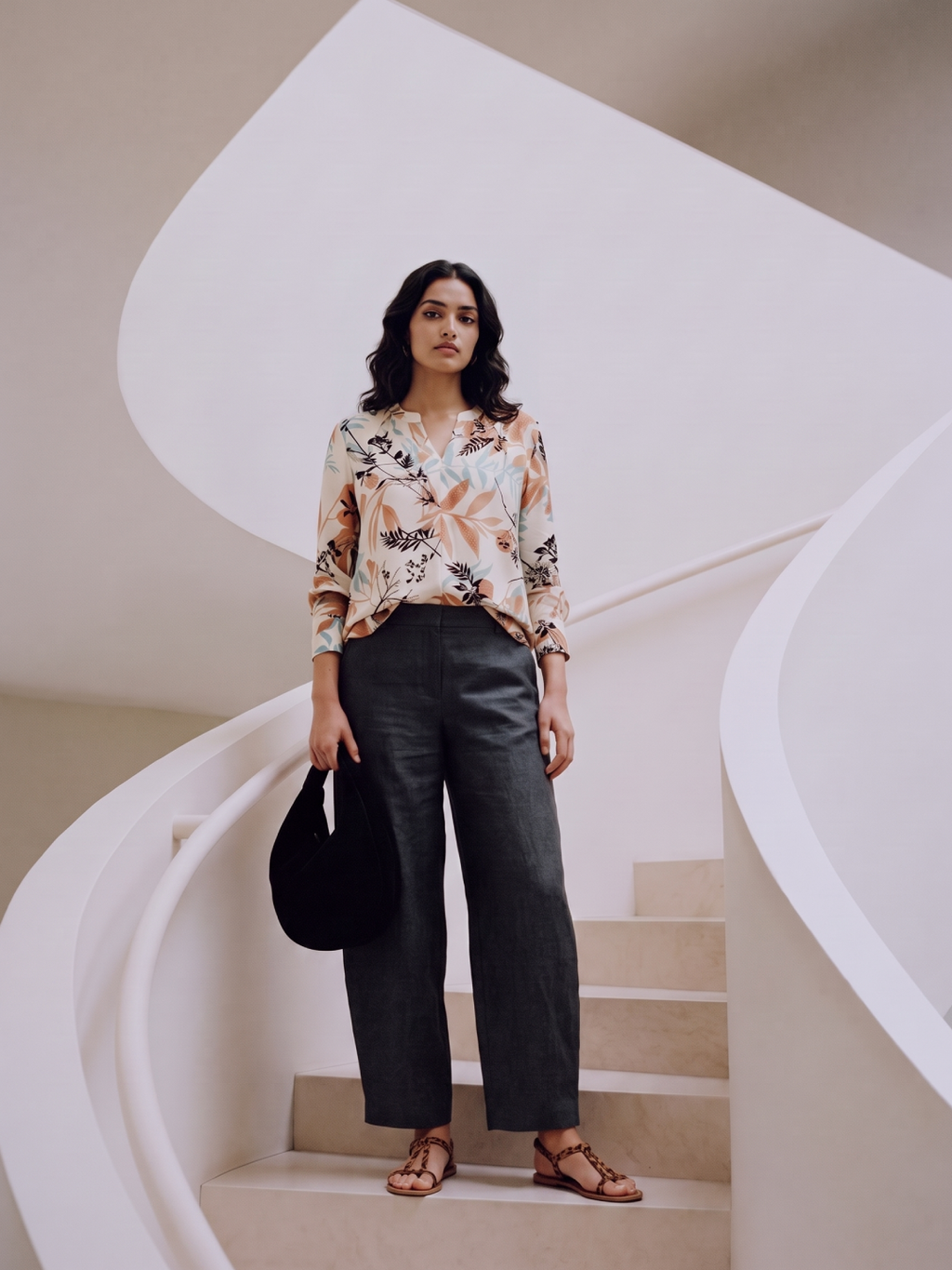 Women's Beige 100% Viscose Regular Fit Blouse