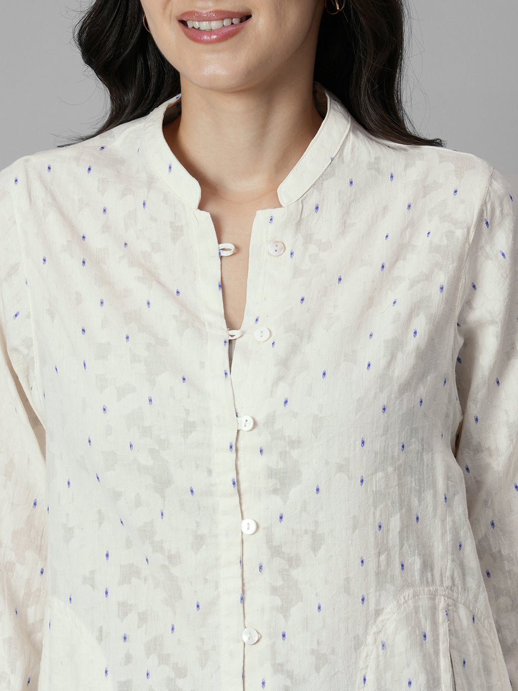 Women's Offwhite Cotton /Polyester Regular Fit Blouse
