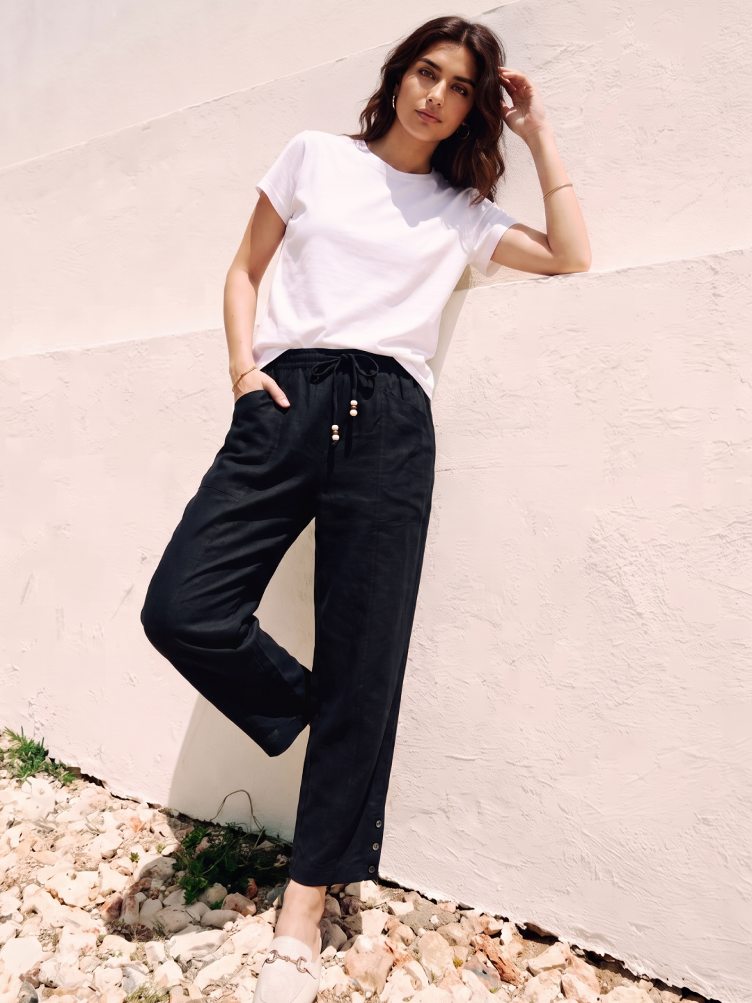 Women's Black 100% Linen Regular Fit Pant