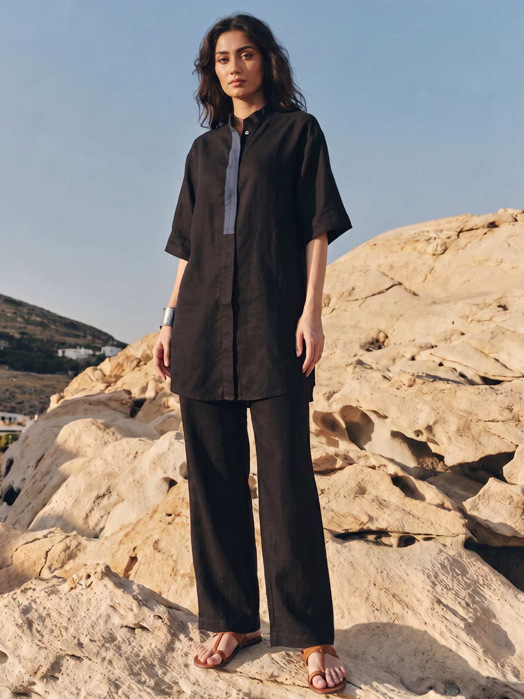 Women's Black 100% Linen Boxy Fit Kurta