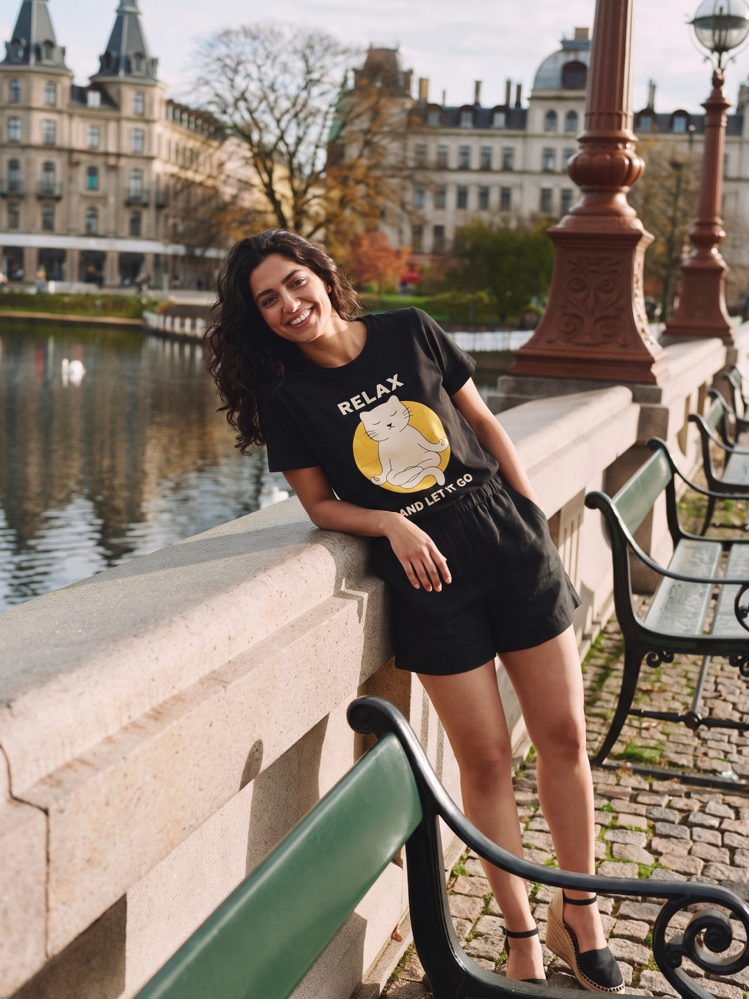 Women's Black 100% Organic Cotton Regular Fit Tshirt
