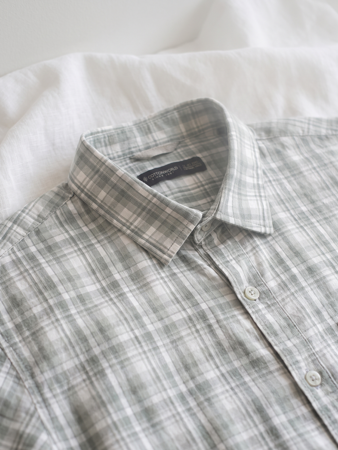 Men's 100% Cotton Regular Fit Shirt Green