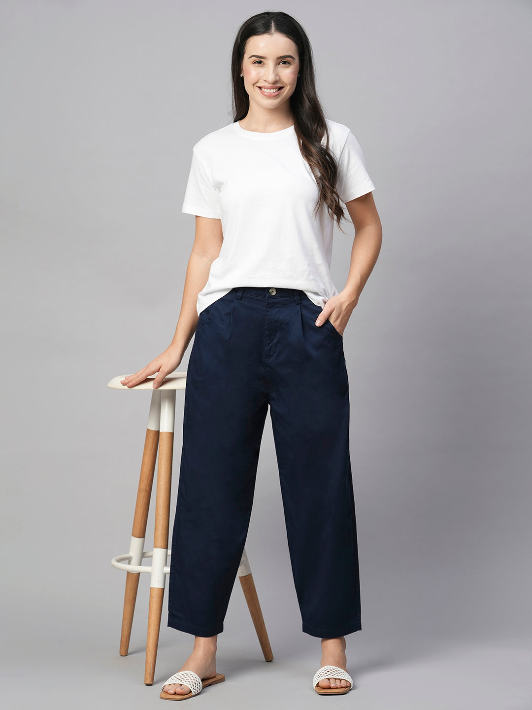 Rue Collection Women Lavender Relaxed Loose Fit High-Rise Trousers –  Stylomania