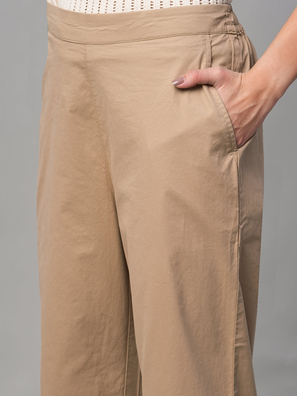 Women's Khaki Cotton Lycra Regular Fit Pant