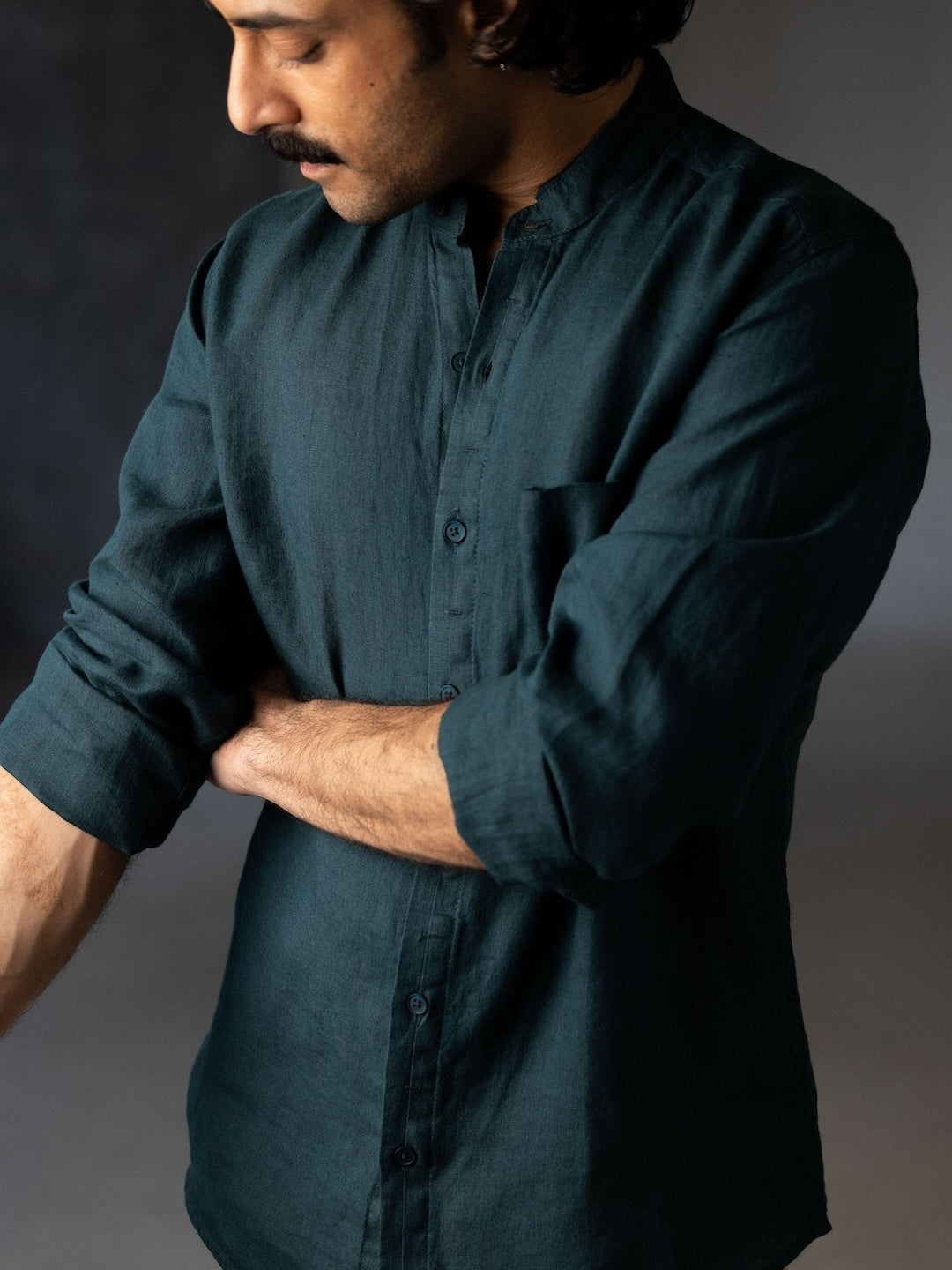 Men's Green 100% Linen Band Collared Regular Fit Long Sleeved Shirt