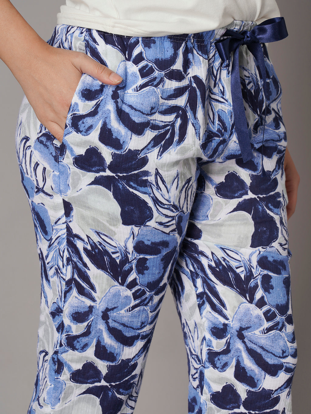 Women's Navy 100% Cotton Regular Fit Pyjama