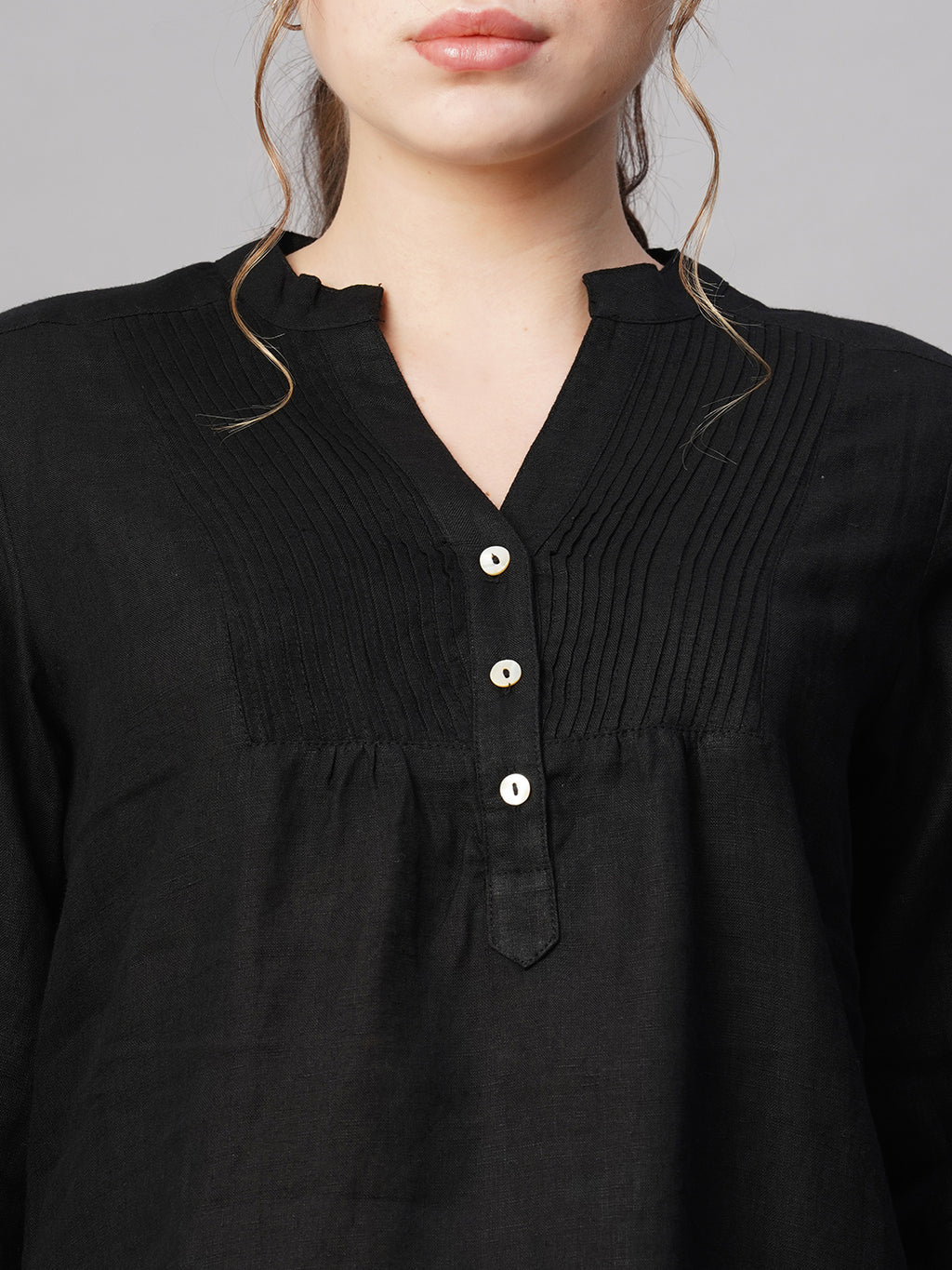Women's Black 100% Linen Regular Fit Blouse