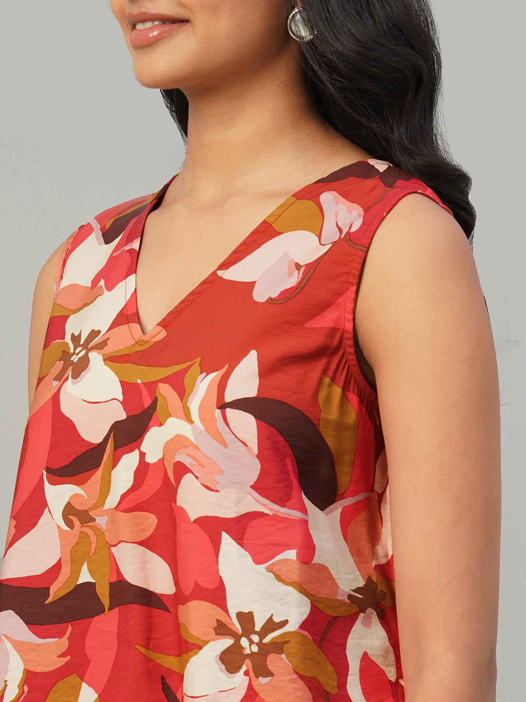 Women's Red 100% Viscose Regular Fit Blouse