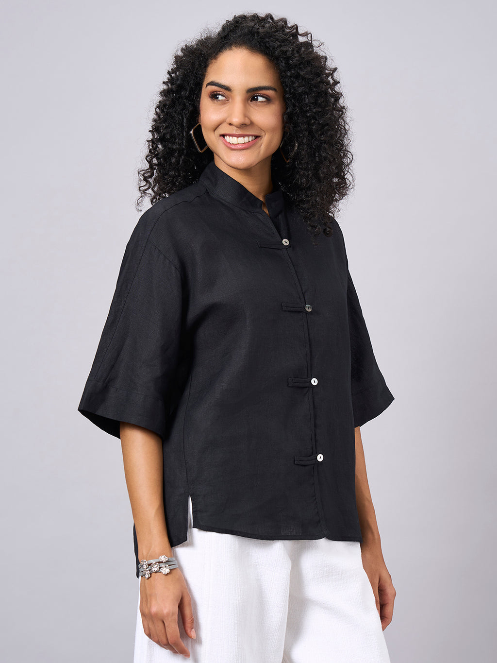 Women's Black 100% Linen Boxy Fit Blouse