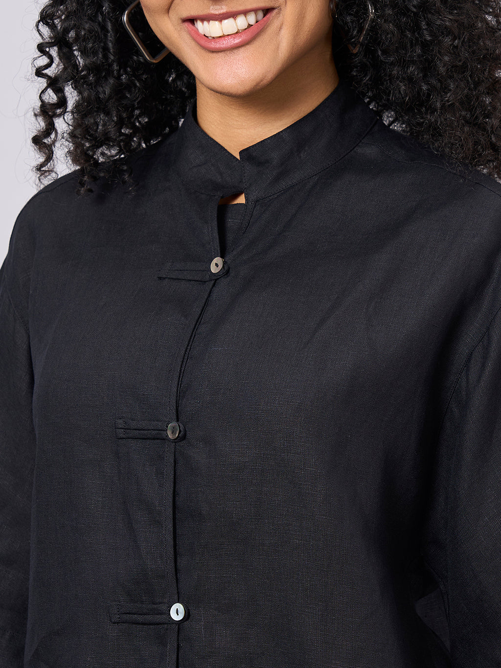 Women's Black 100% Linen Boxy Fit Blouse