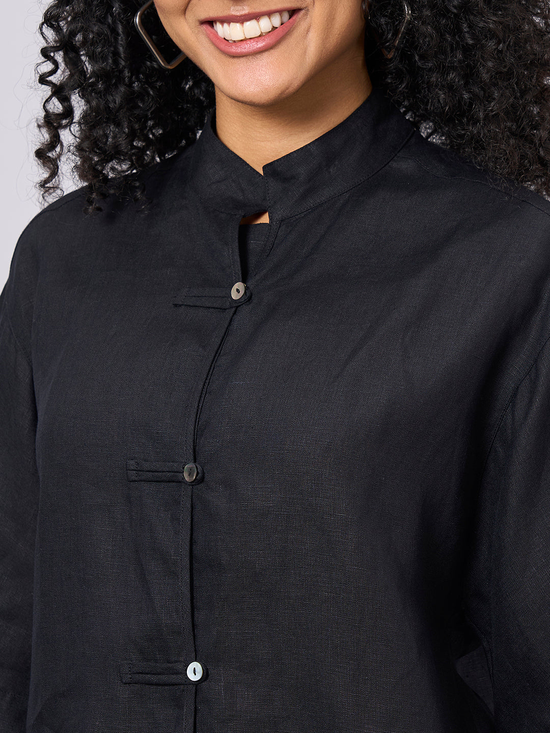 Women's Black 100% Linen Boxy Fit Blouse