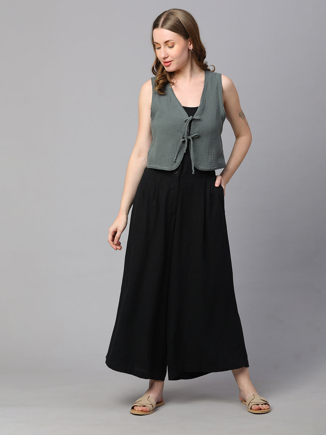 Women's Black Linen Viscose Regular Fit Culotte