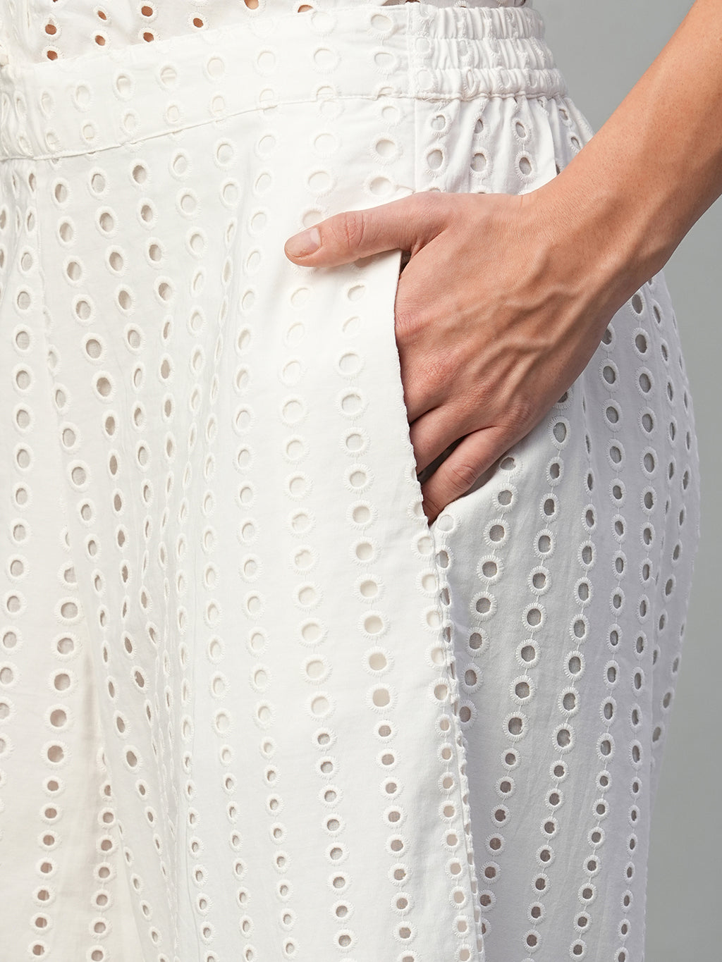 Women's White 100% Cotton Regular Fit Culotte