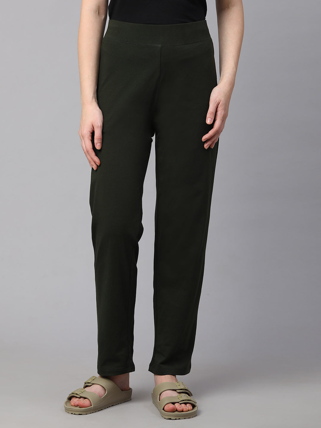 Women's Green Cotton Elastane Regular Fit Knit Pant