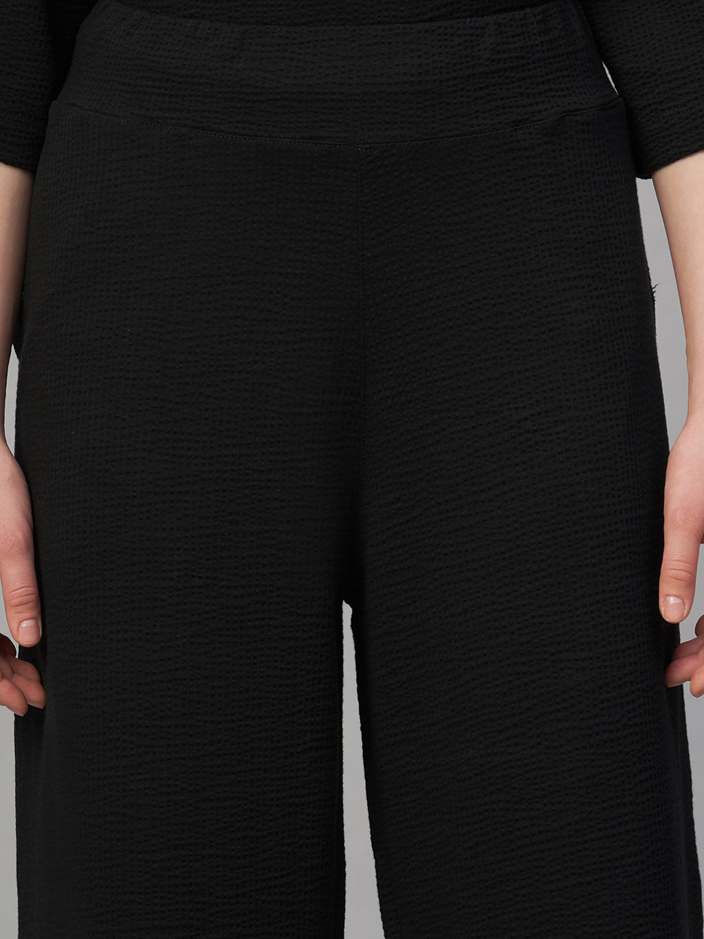 Women's Black Cotton Elastane Loose Fit Knit Pant