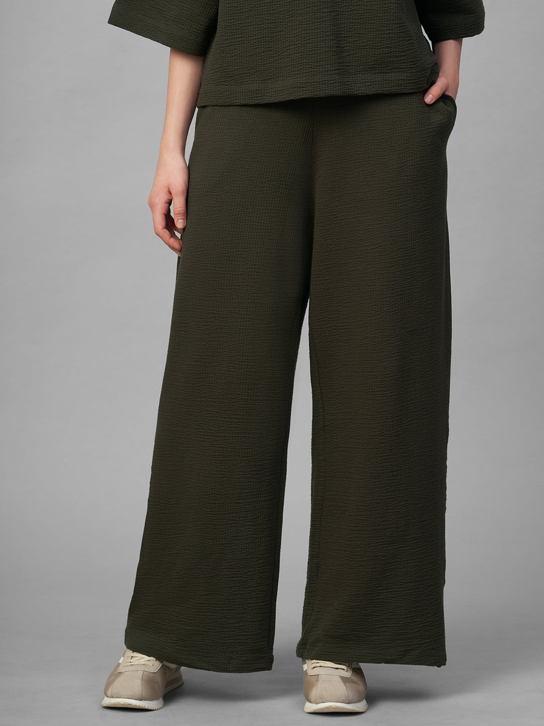 Women's Brown Cotton Elastane Loose Fit Knit Pant