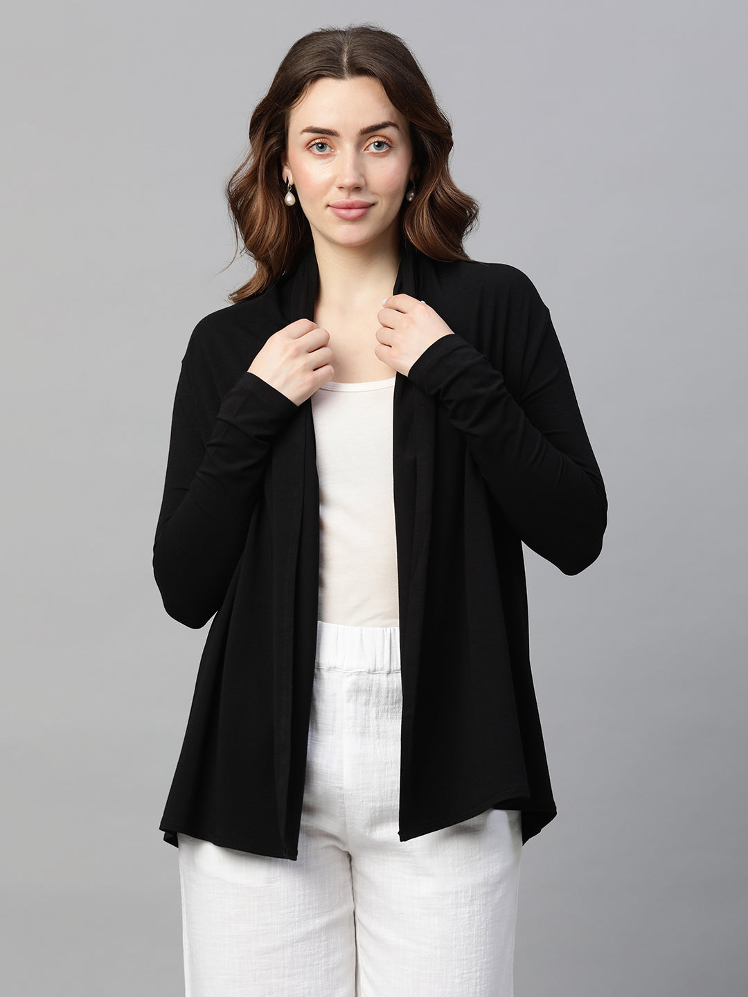 Women's Black Cotton Bamboo Elastane Regular Fit Shrug