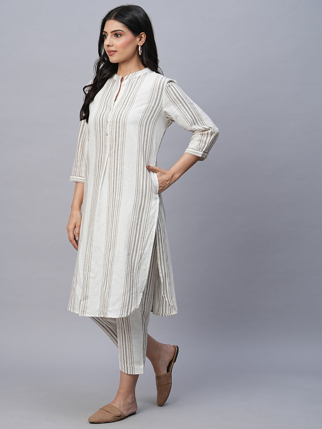Women's Cotton Linen  Khaki Regular Fit Kurta