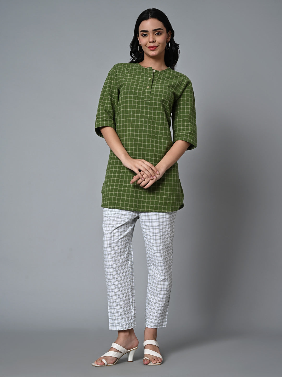 Women's Green Cotton Linen Regular Fit Kurta