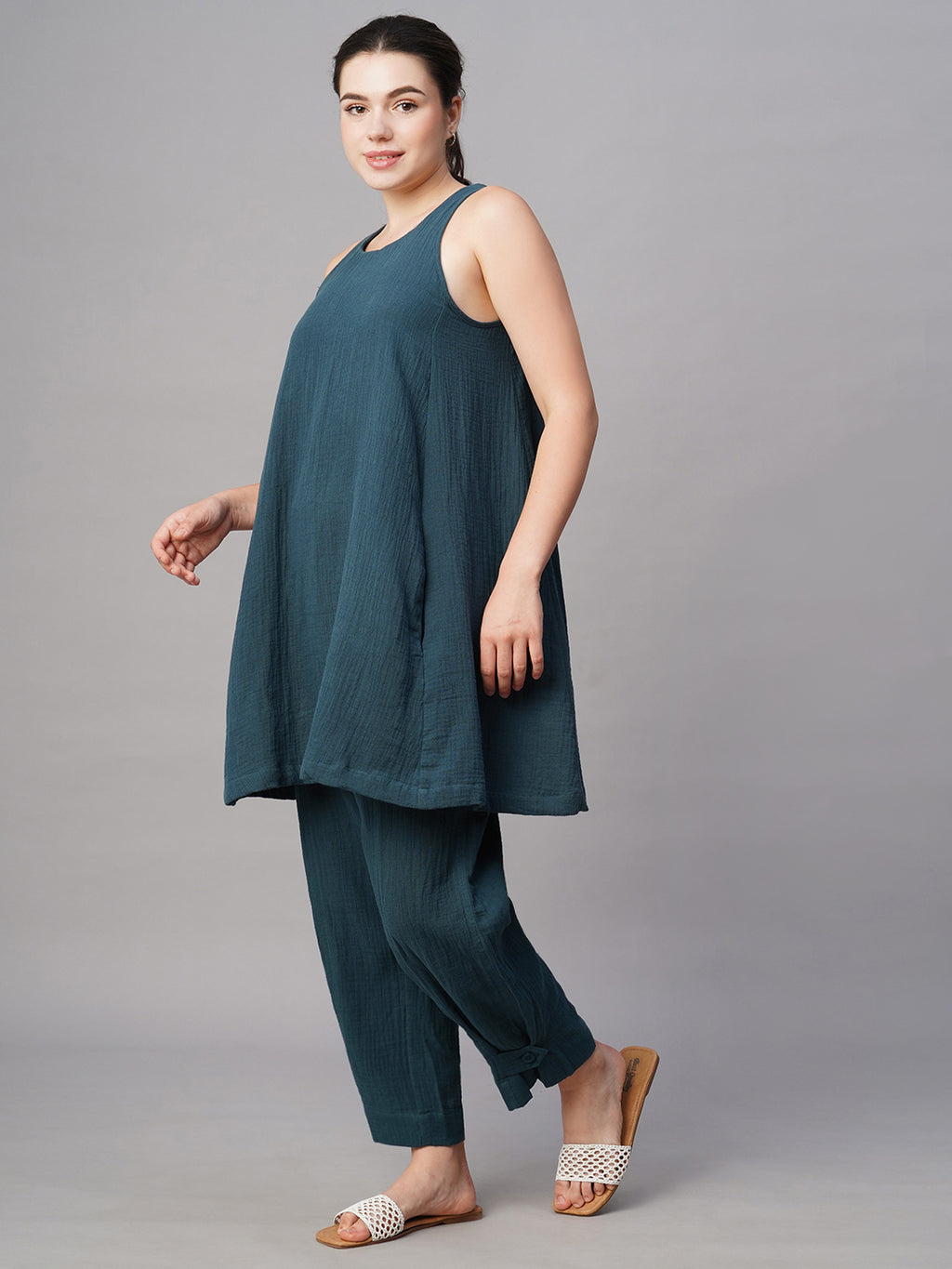 Women's Blue Cotton Regular Fit Kurta