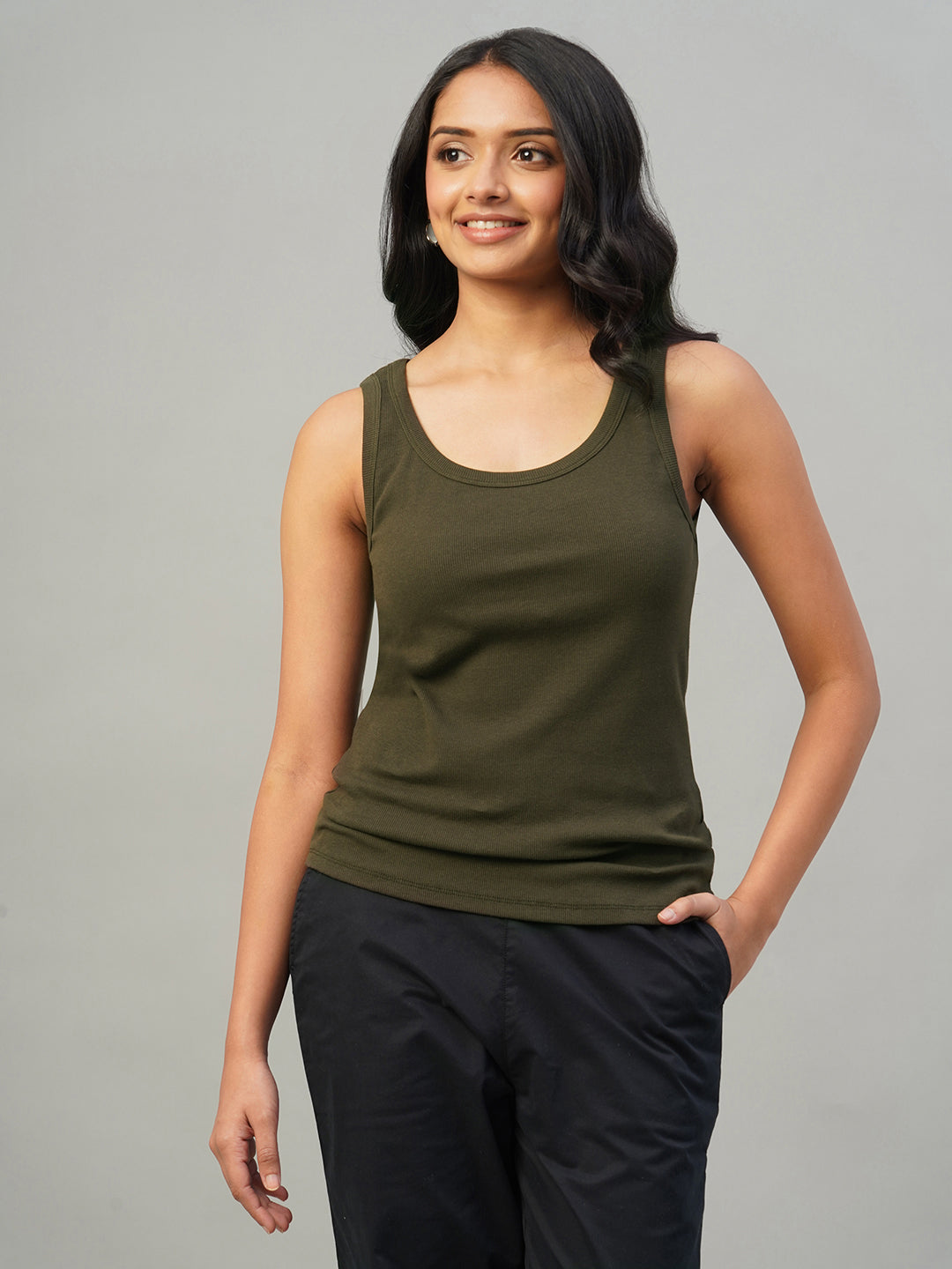 Women's Brown Cotton Elastane Regular Fit Knit Vest