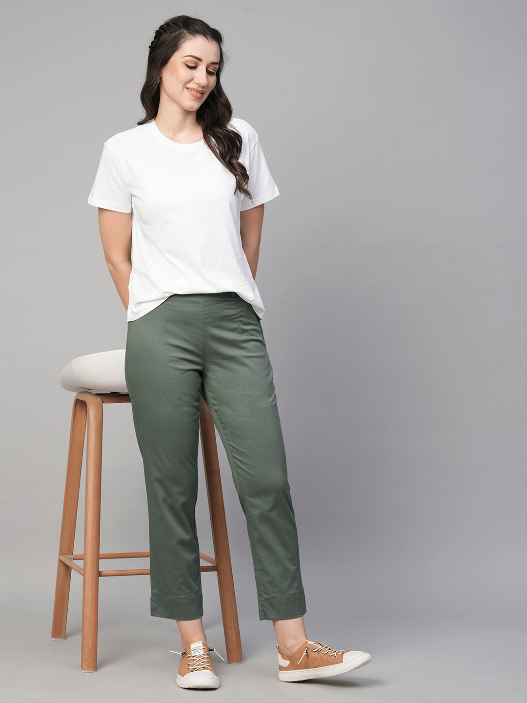 Women's Grey Cotton Elastane Regular Fit Pant