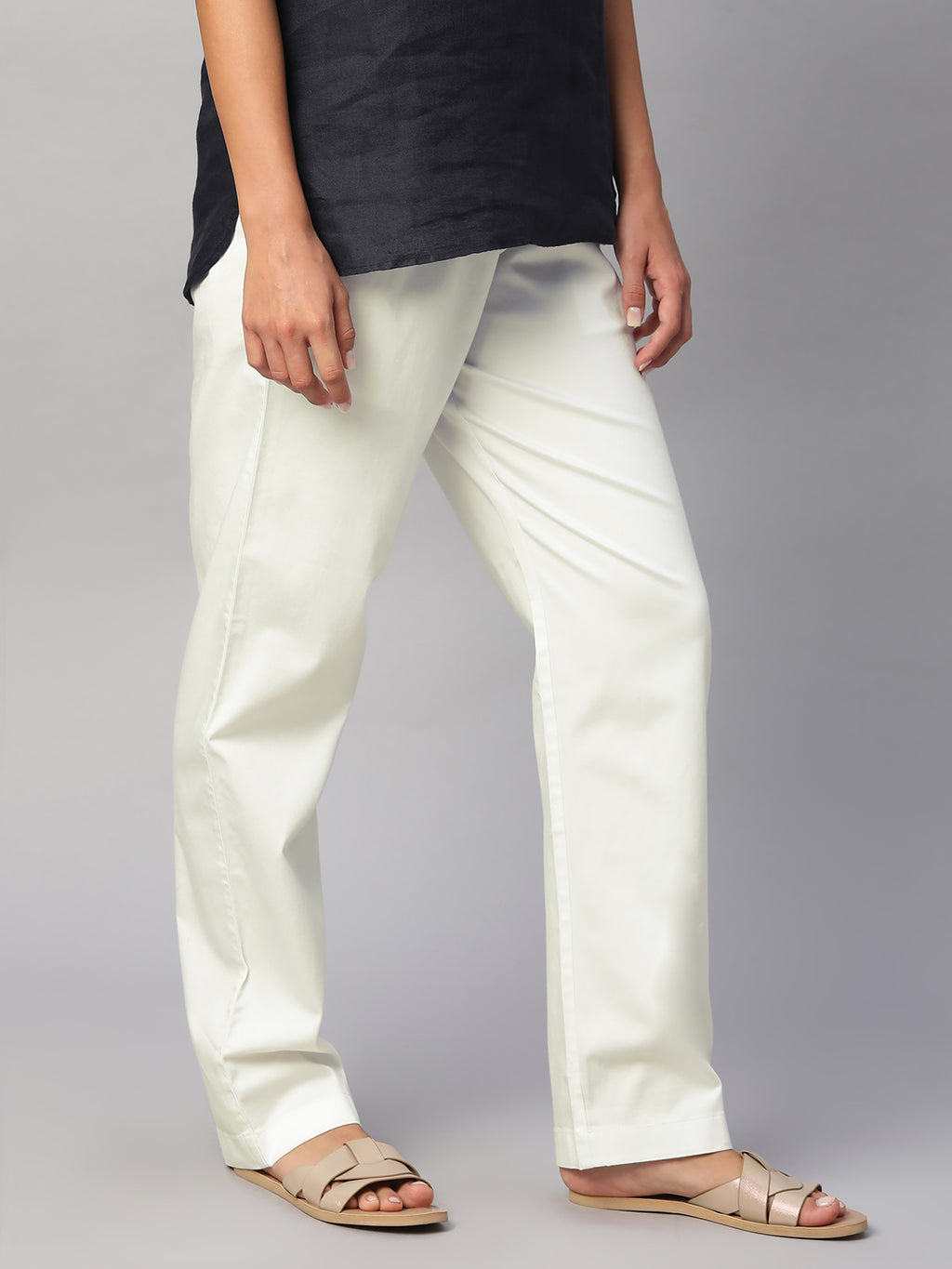 Women's White Cotton Lycra Regular Fit Pant