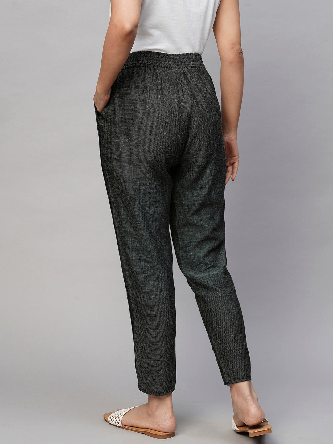 Loose fitting Womens grey linen pants with elastic waist 1930 – XiaoLizi