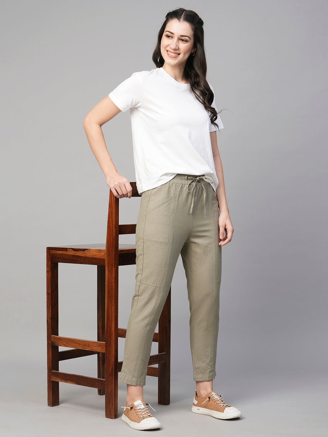 Women's Cotton Linen Green Regular Fit Pant