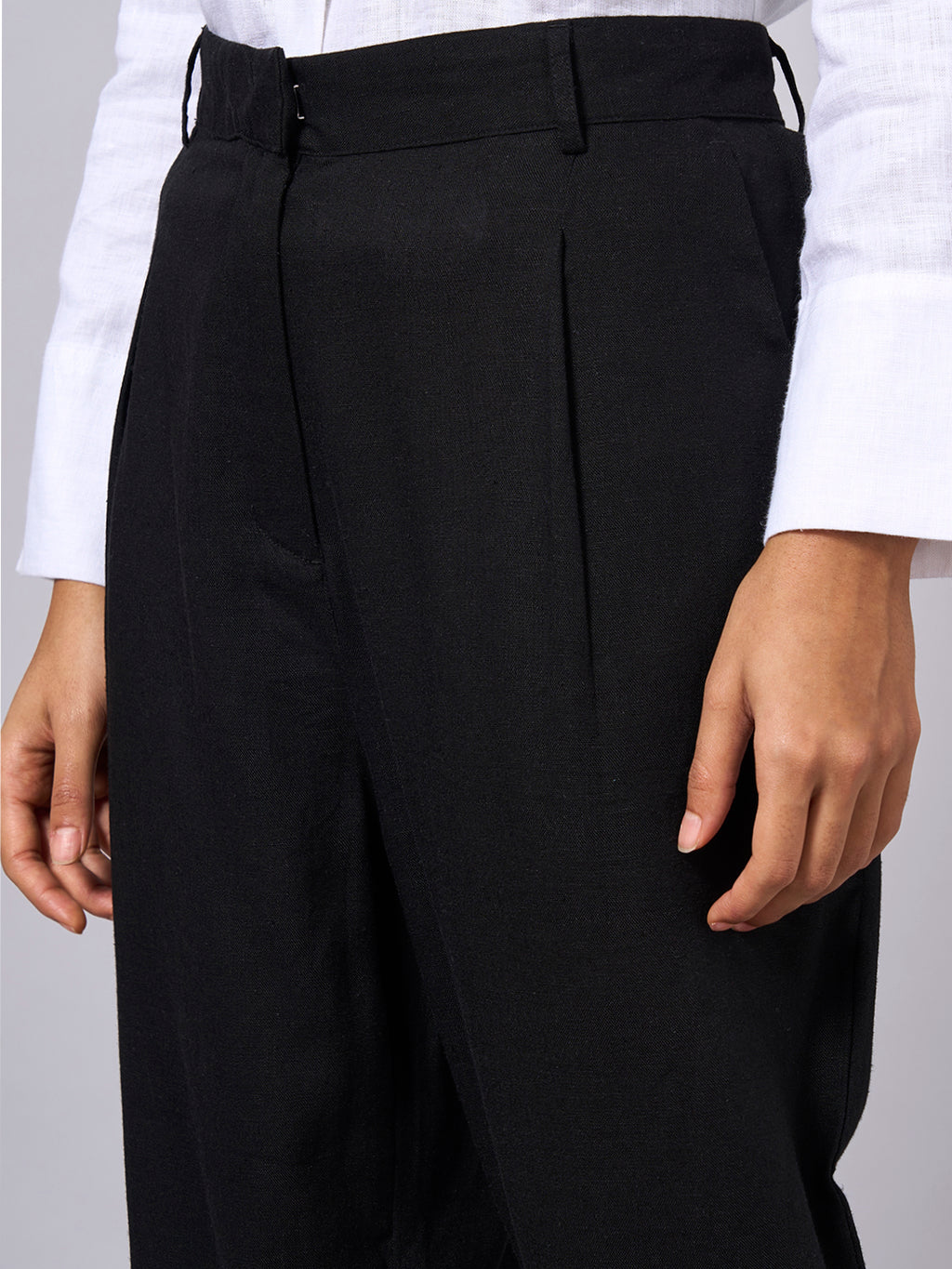 Women's Black Linen Viscose Regular Fit Pant