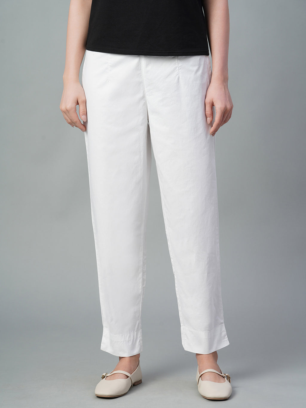 Women's White Cotton Lycra Regular Fit Pant