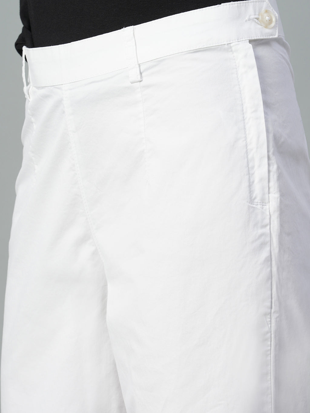 Women's White Cotton Lycra Regular Fit Pant