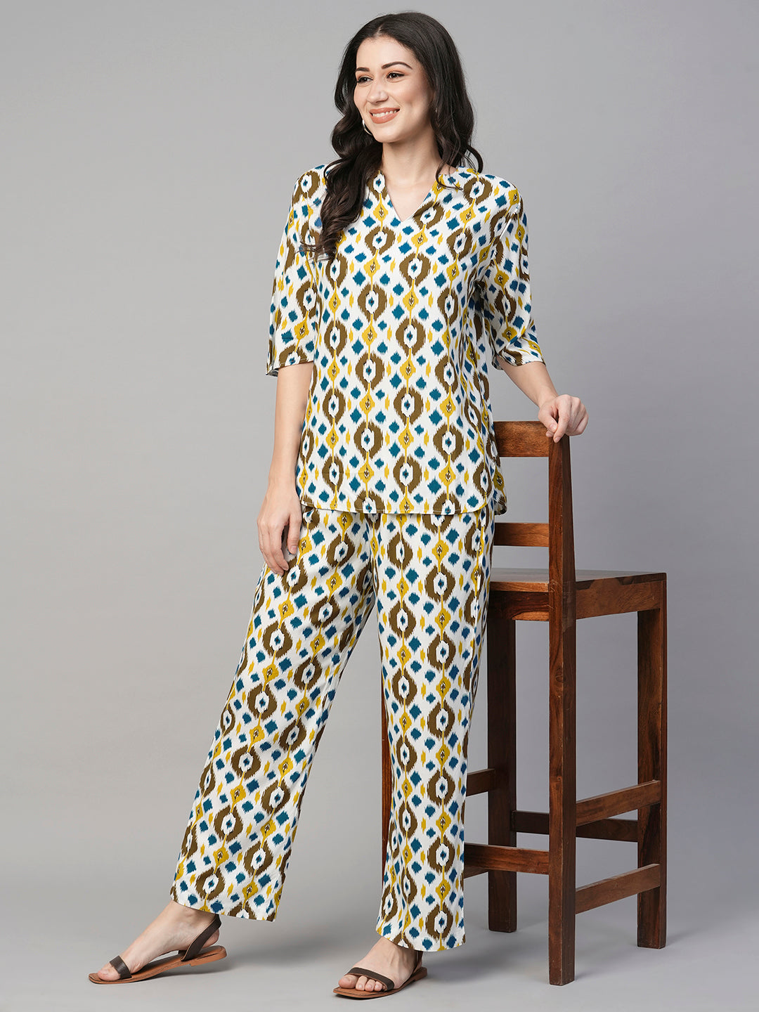 Women's Viscose Yellow Regular Fit Pyjama Suit